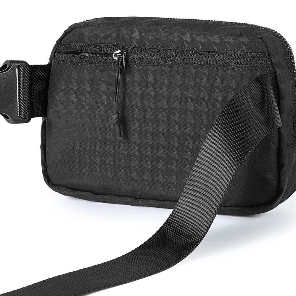 Black Pattern Fanny Pack  - Picture 3 of 4